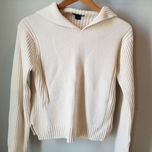 Women's sweater